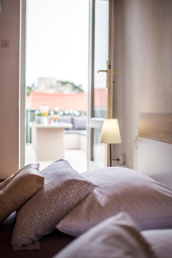 Apartment'S Dalmatia Sibenik Exterior photo